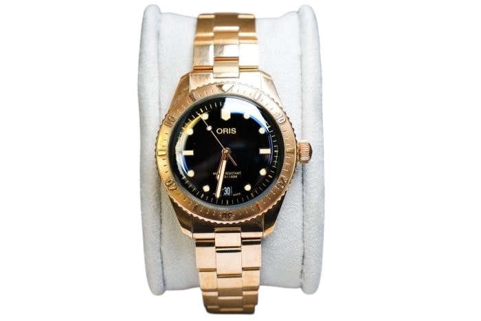 ORIS 潛水錶青銅錶殼實拍圖，經典潛水風格自動機械錶推薦